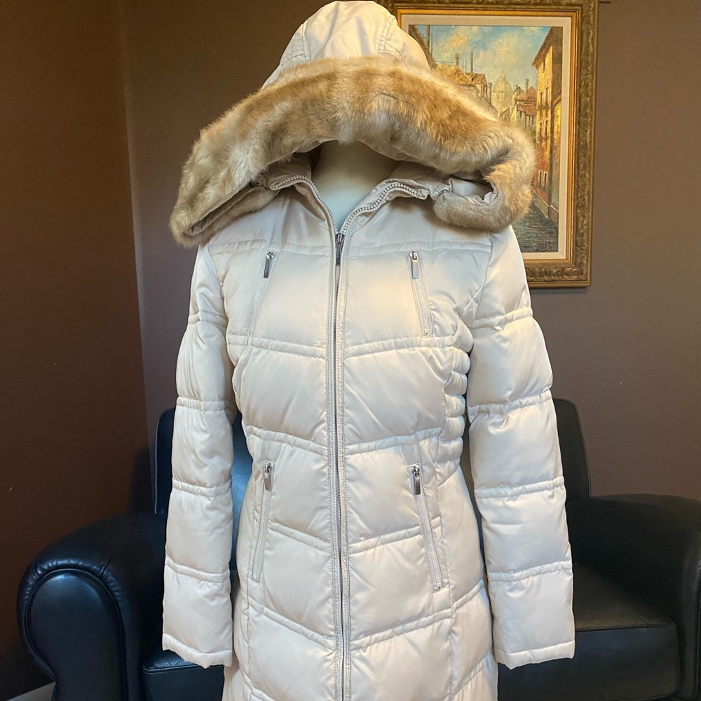 Laundry puffer coat